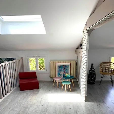 Le Jacaranda Βίλα