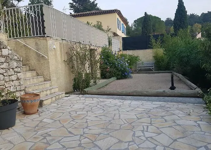 Le Jacaranda * Villeneuve-Loubet