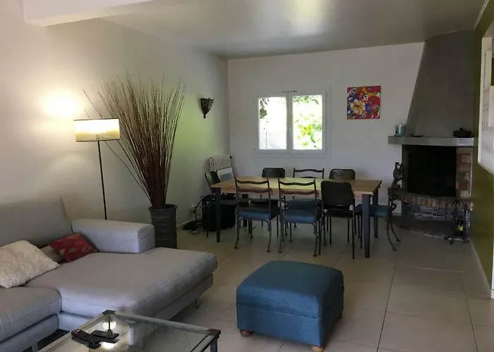 Le Jacaranda Villa